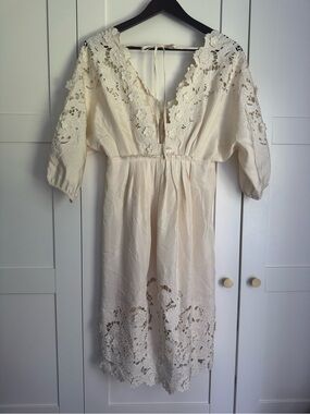 BCBGMAXAZRIA Runway 100% Silk Embroidered Lace Midi Dress Ivory XXS Bridal